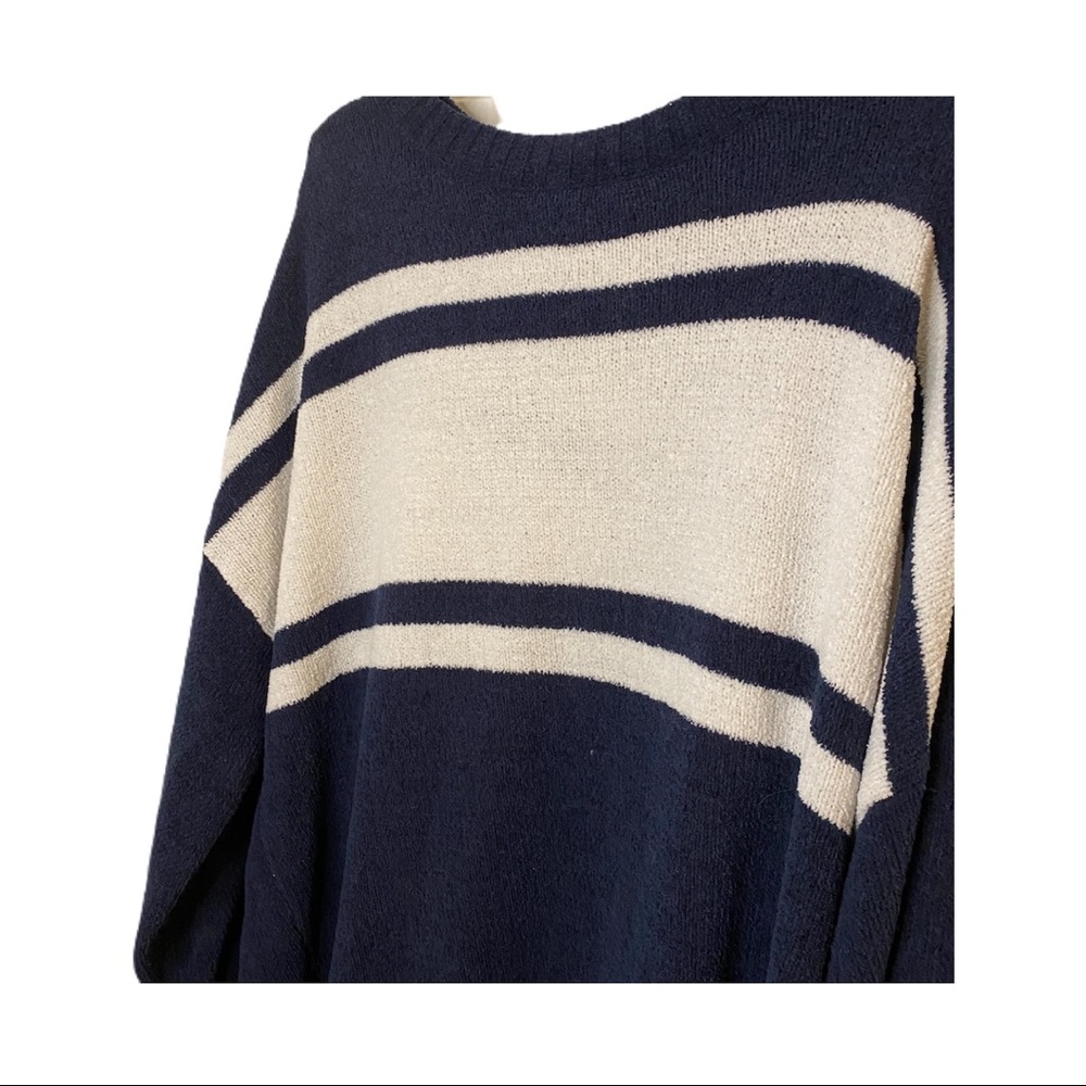 American Eagle Striped Sweater - Picture 3 of 3